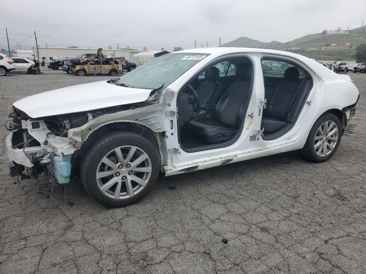 2015 Chevrolet Malibu 2Lt for Sale in Colton, CA - All Over