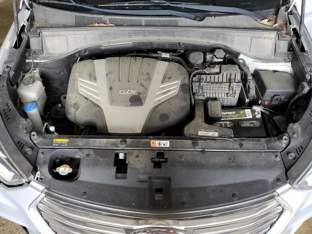 2018 Hyundai Santa Fe - Image 12