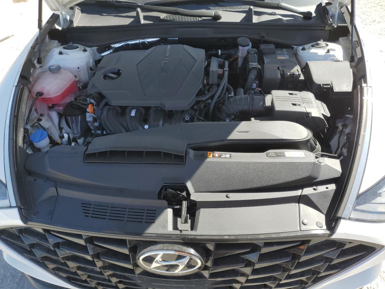 2022 Hyundai Sonata - Image 12