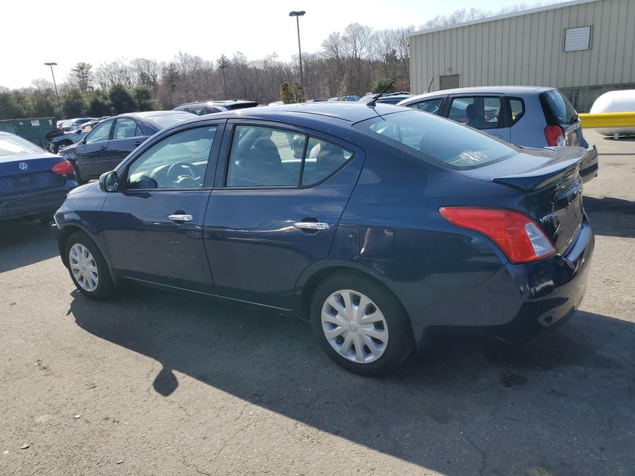 2014 Nissan Versa - Image 2