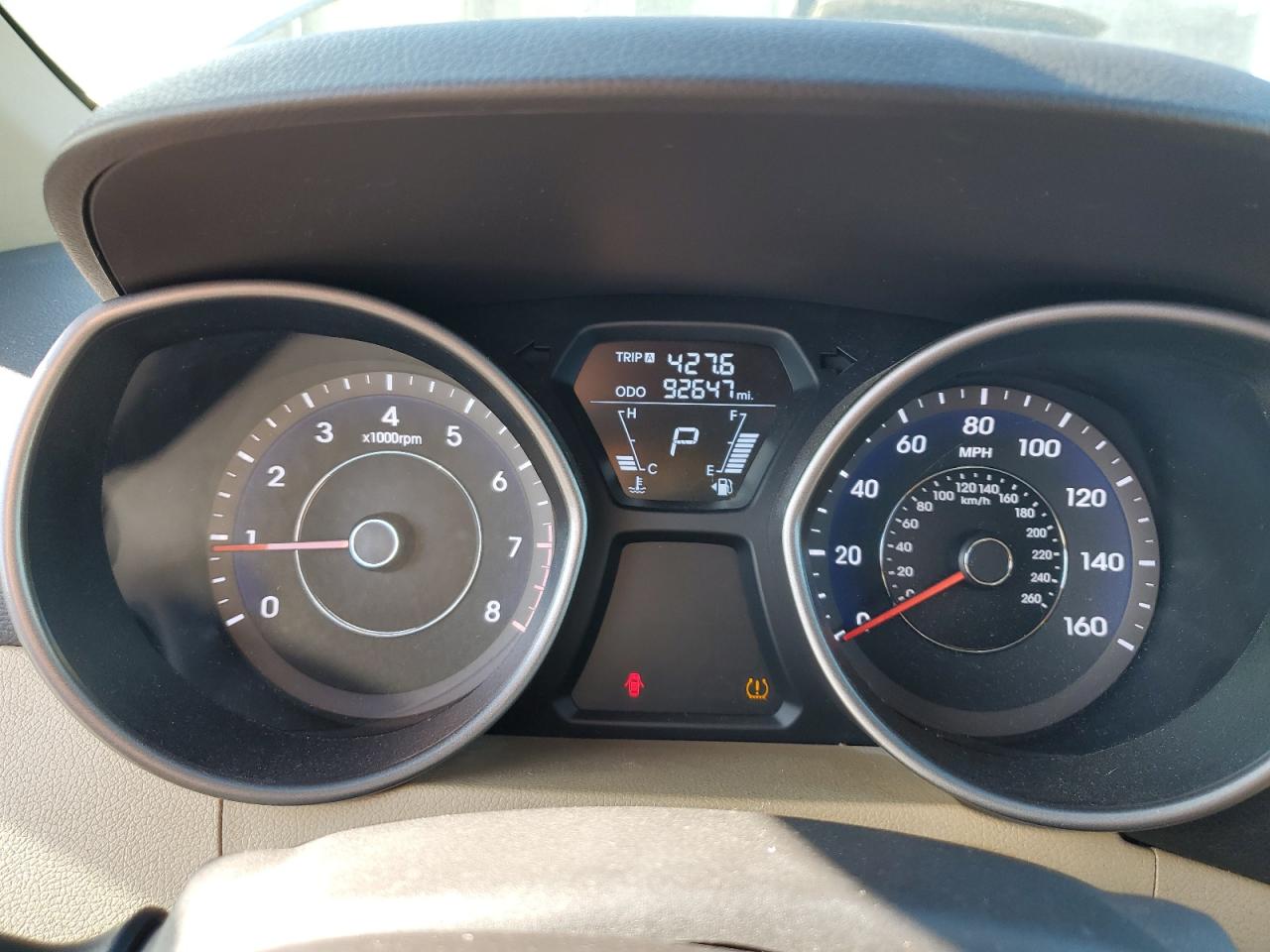 2013 Hyundai Elantra - Image 9