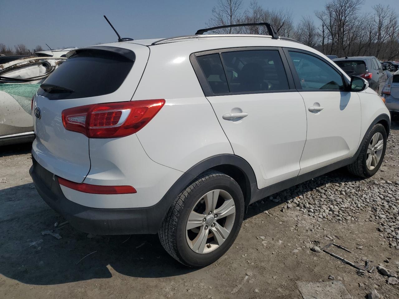 2011 Kia Sportage - Image 3