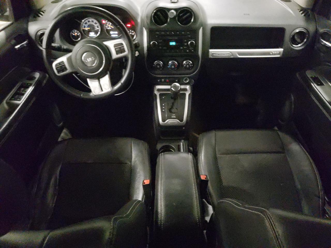 2014 Jeep Compass - Image 8