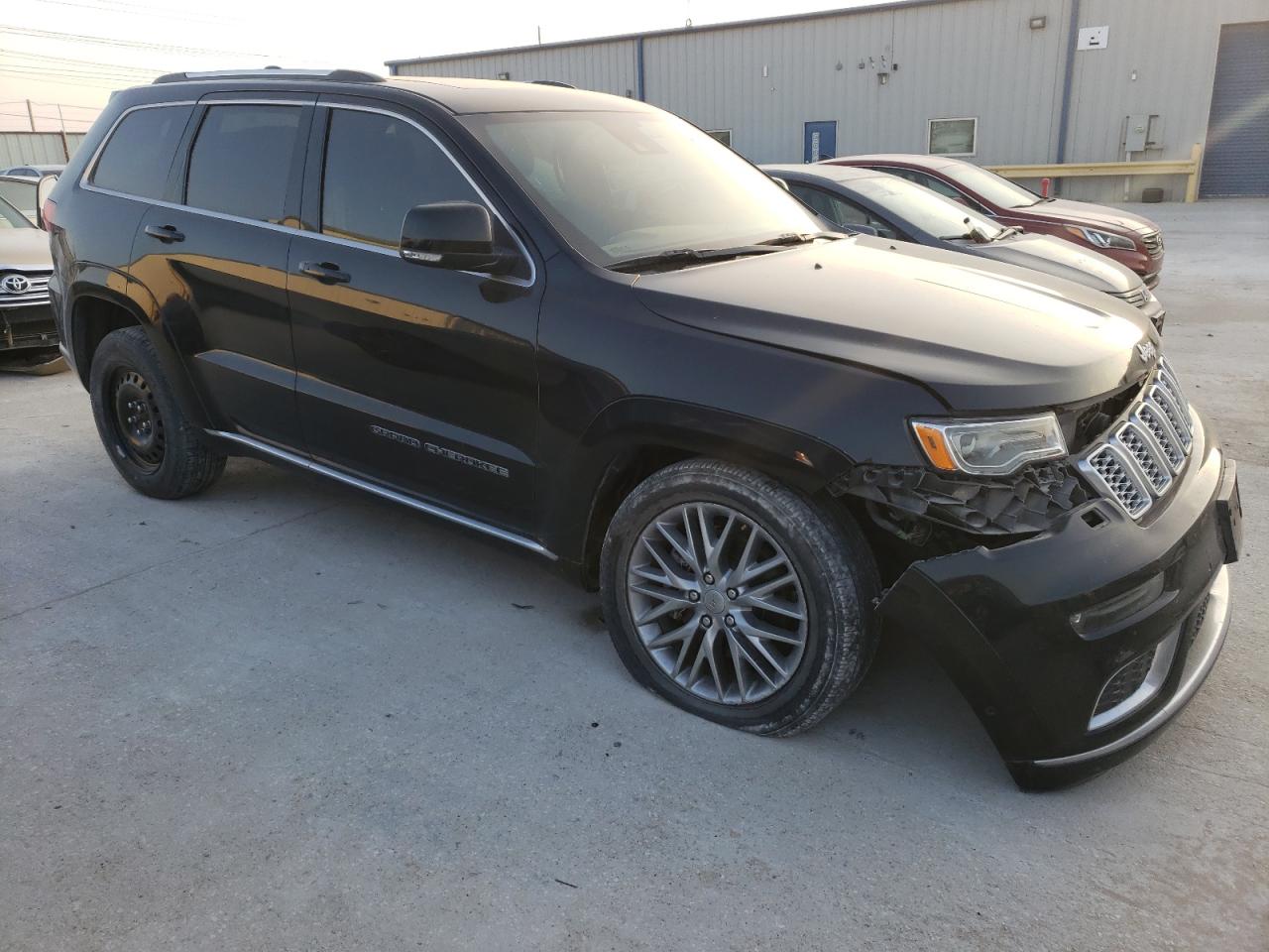 2018 Jeep Grand Cherokee - Image 4