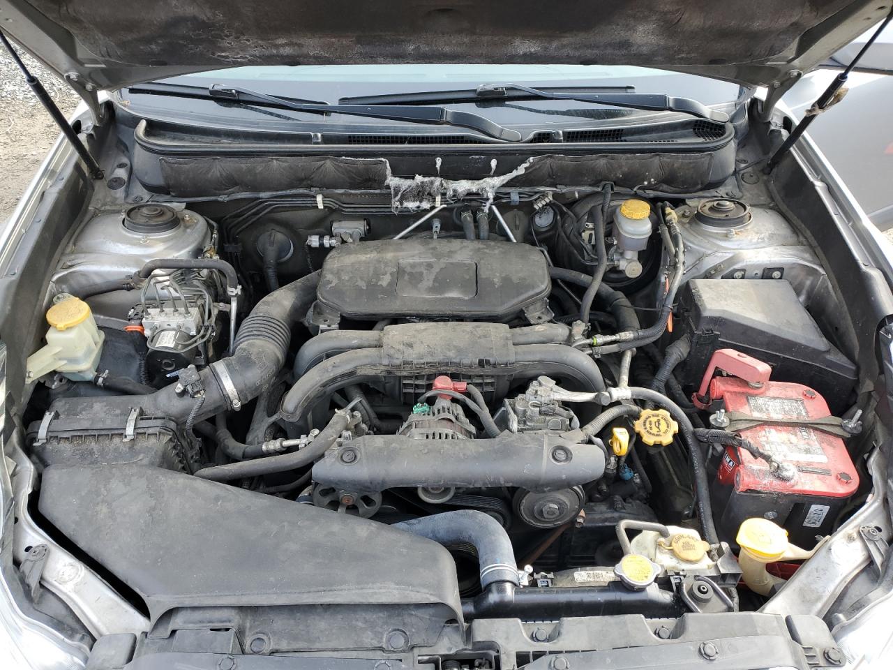 2010 Subaru Outback - Image 11