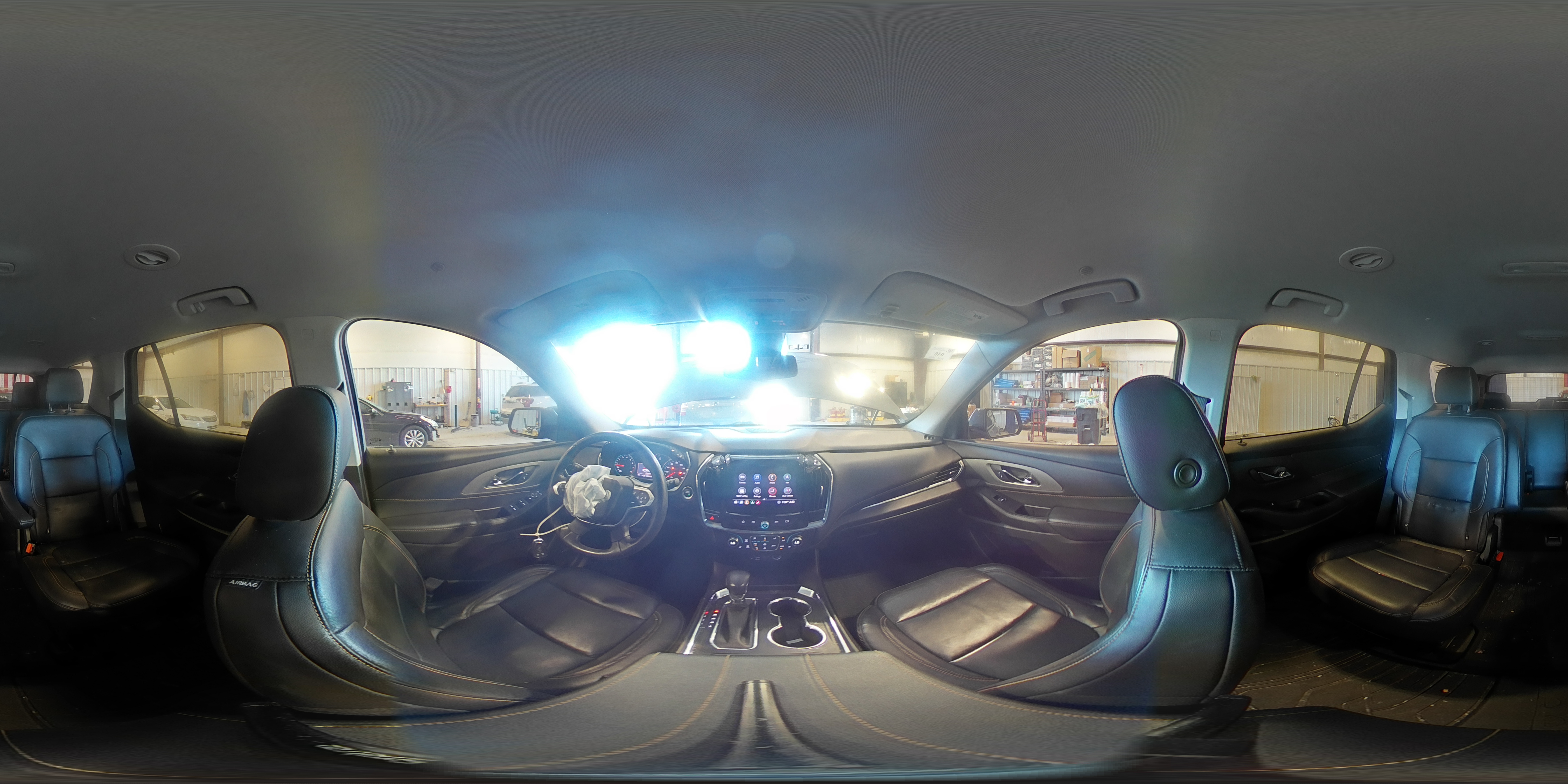 2021 Chevrolet Traverse - Image 14