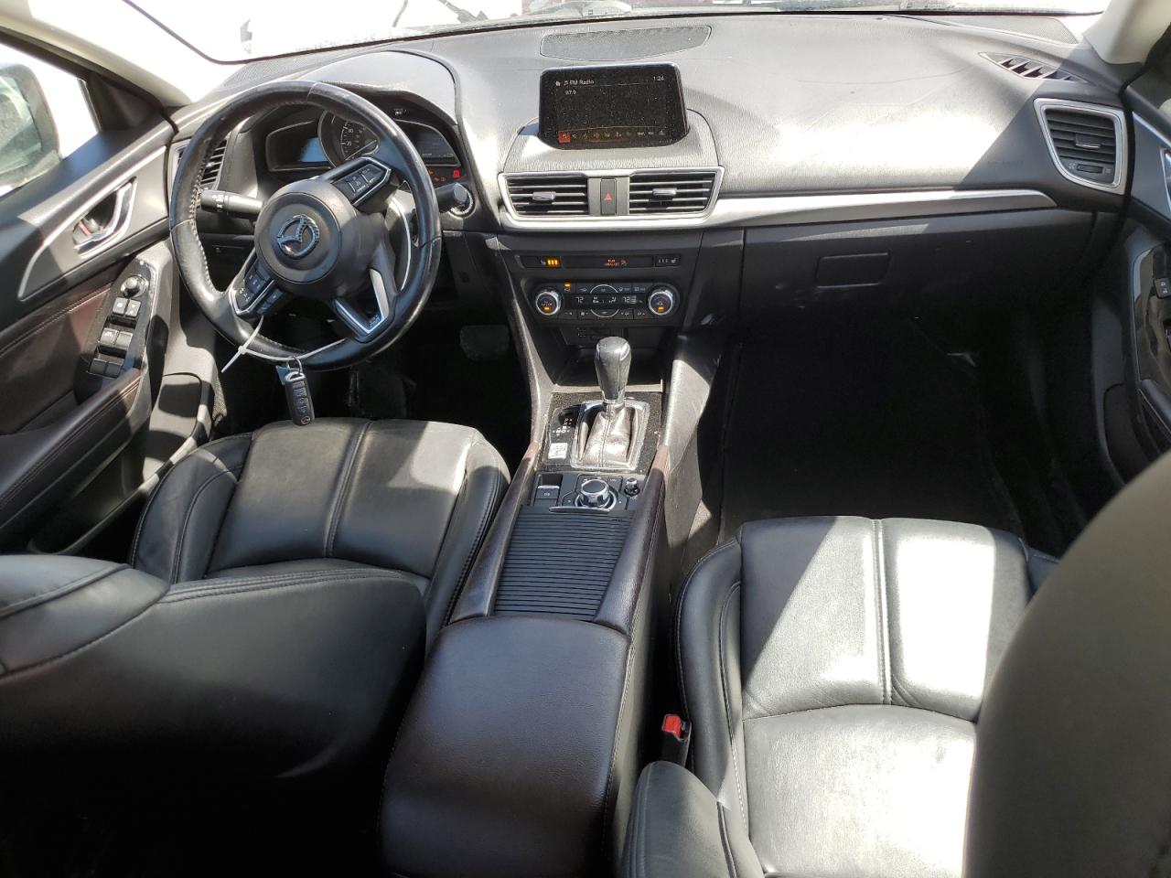 2018 Mazda 3 - Image 8