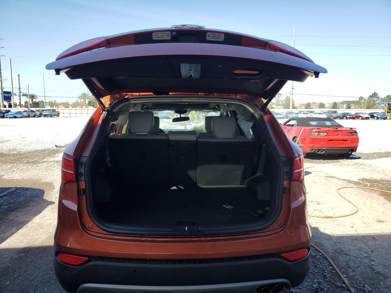 2015 Hyundai Santa Fe - Image 6