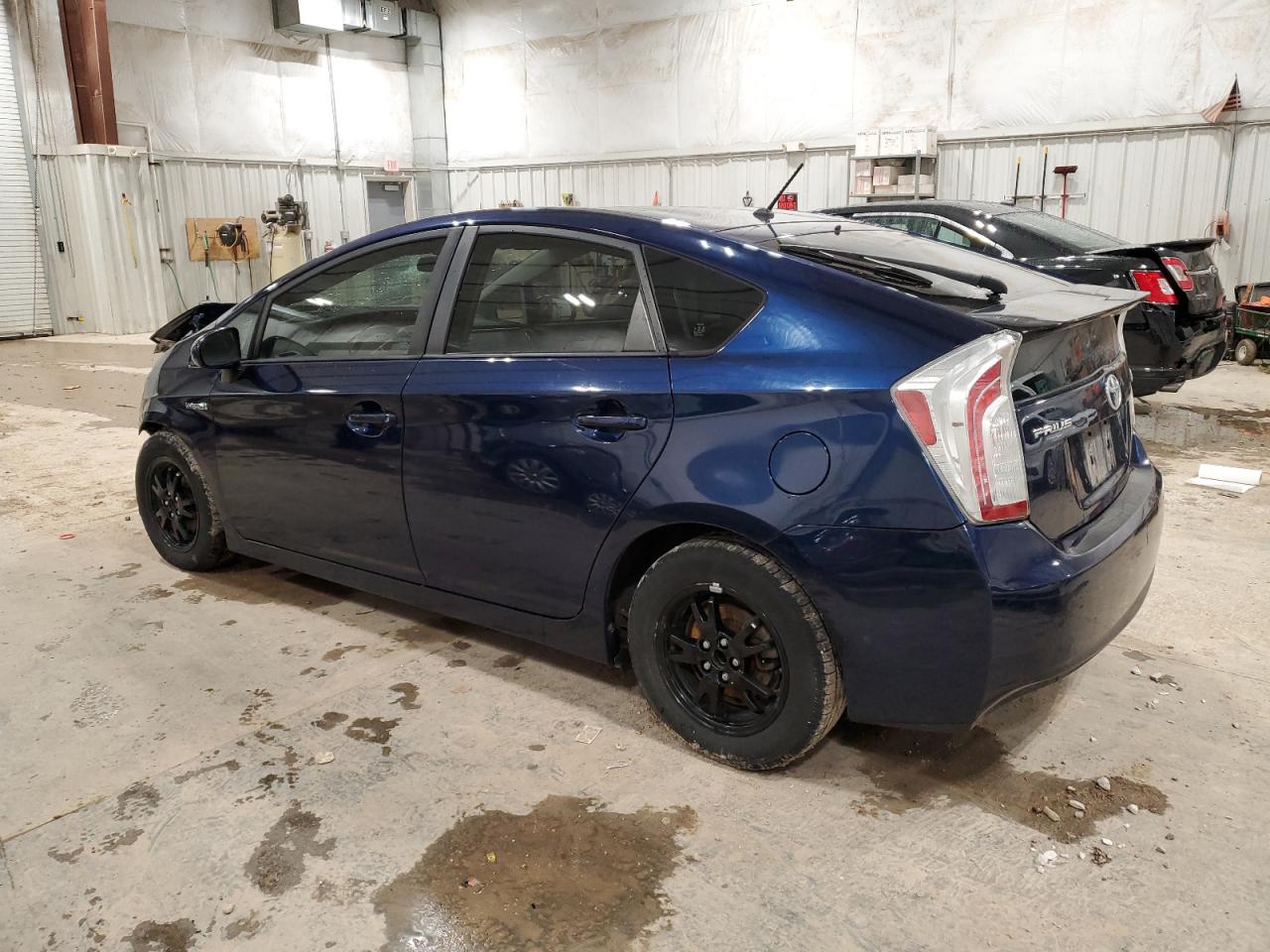2014 Toyota Prius - Image 2