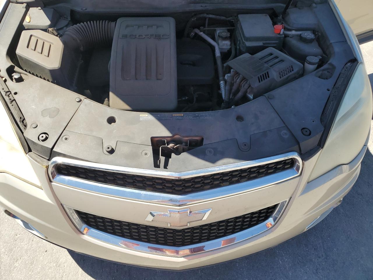 2010 Chevrolet Equinox - Image 12