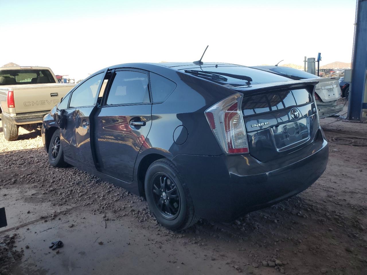 2015 Toyota Prius - Image 2