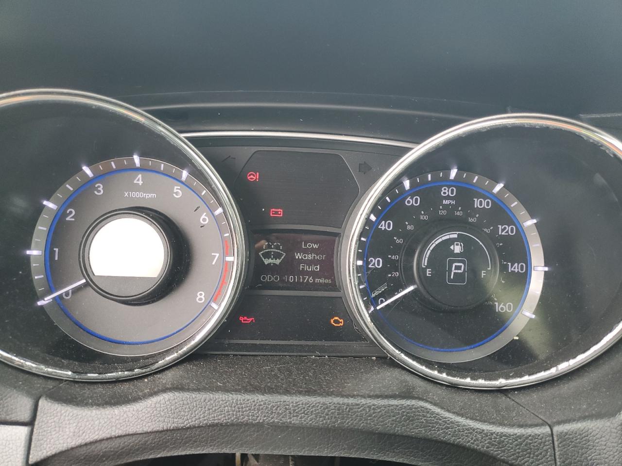 2014 Hyundai Sonata - Image 9