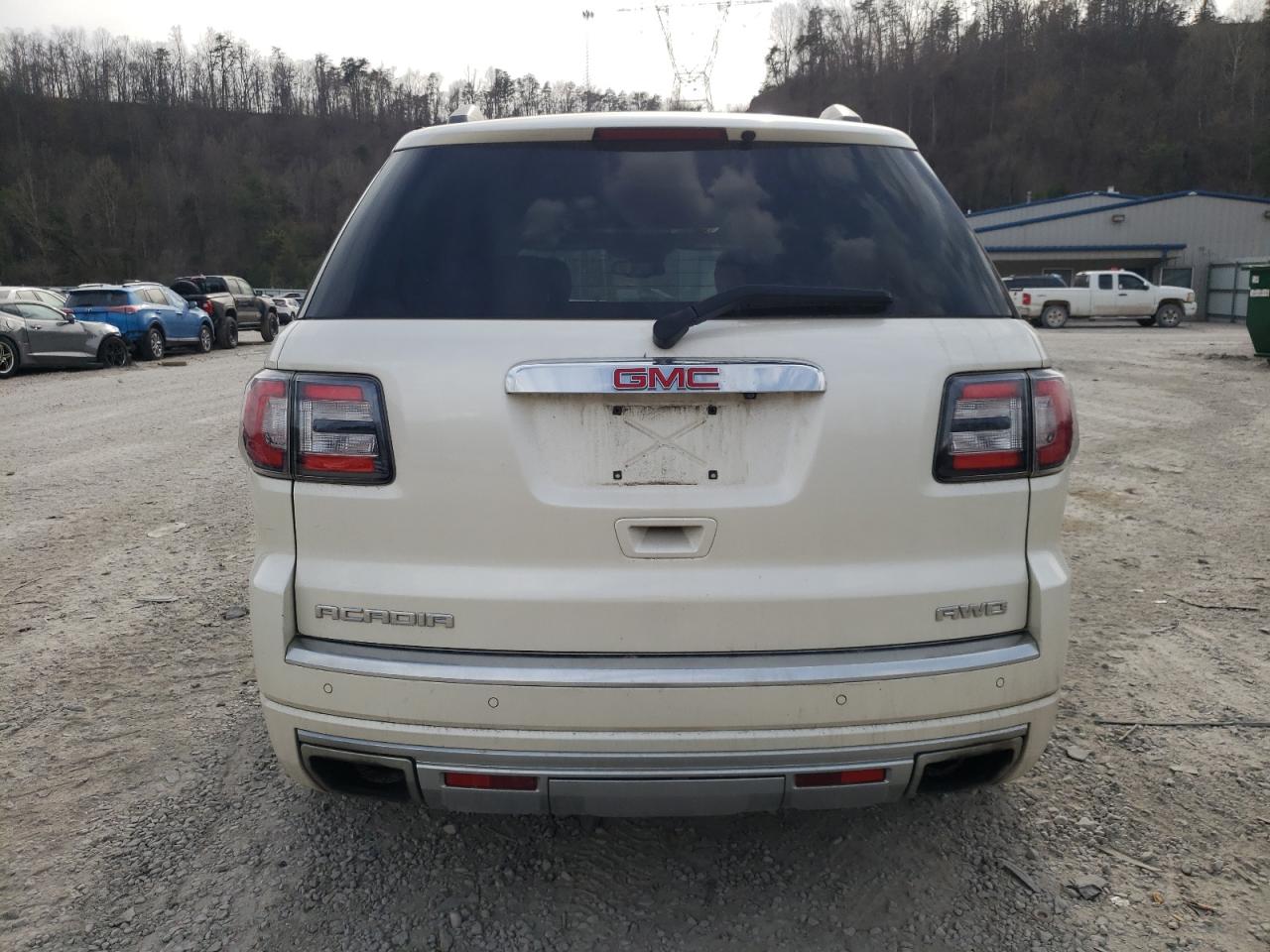 2015 GMC Acadia - Image 6
