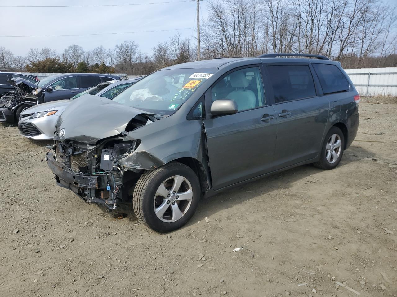 2012 Toyota Sienna - Image 1