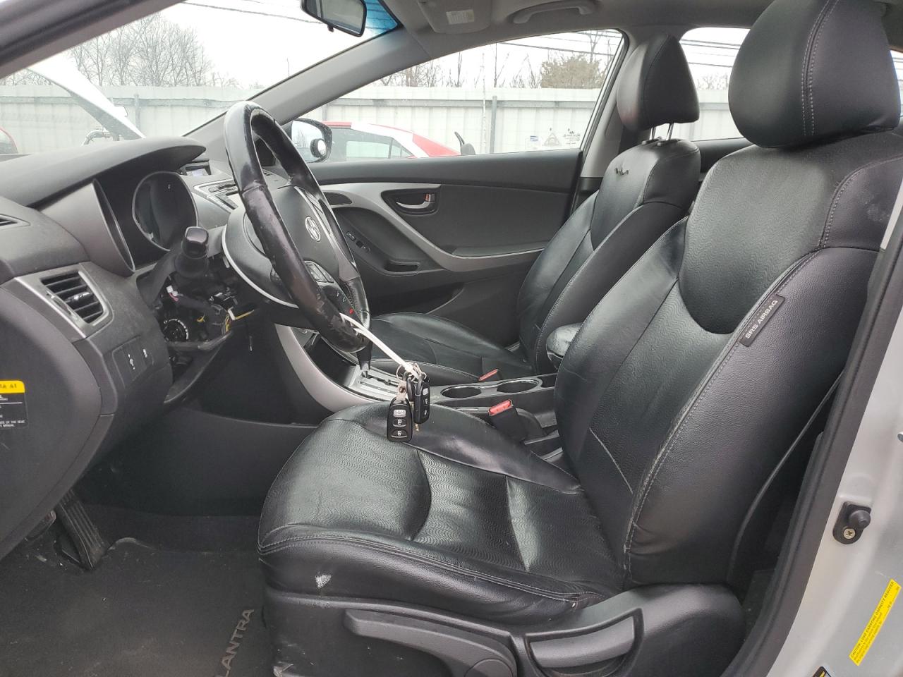 2011 Hyundai Elantra - Image 7