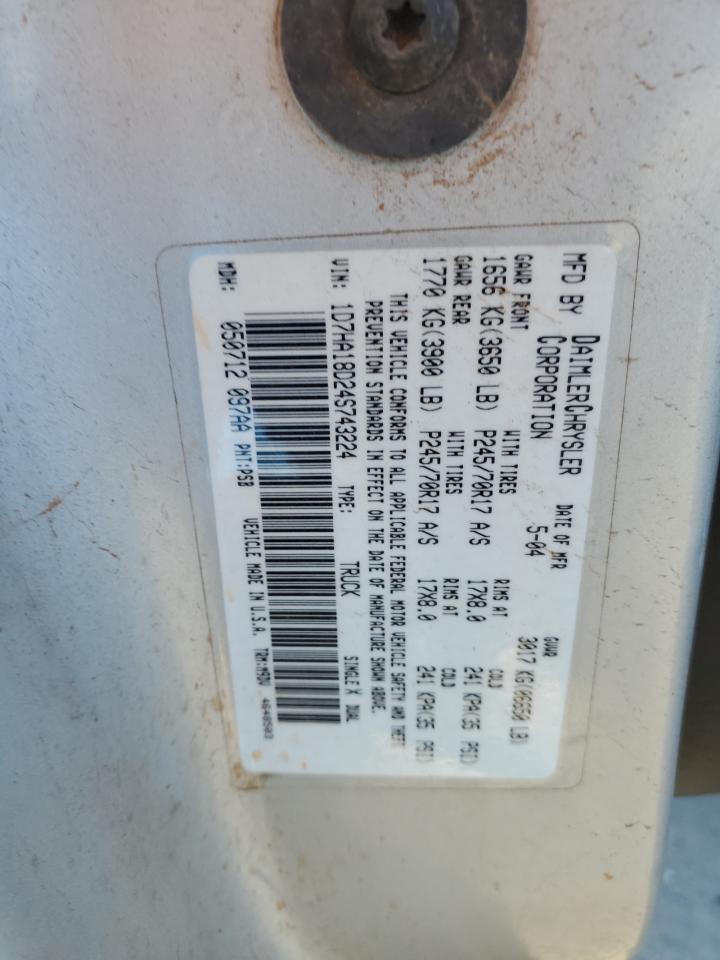 2004 Dodge RAM - Image 12
