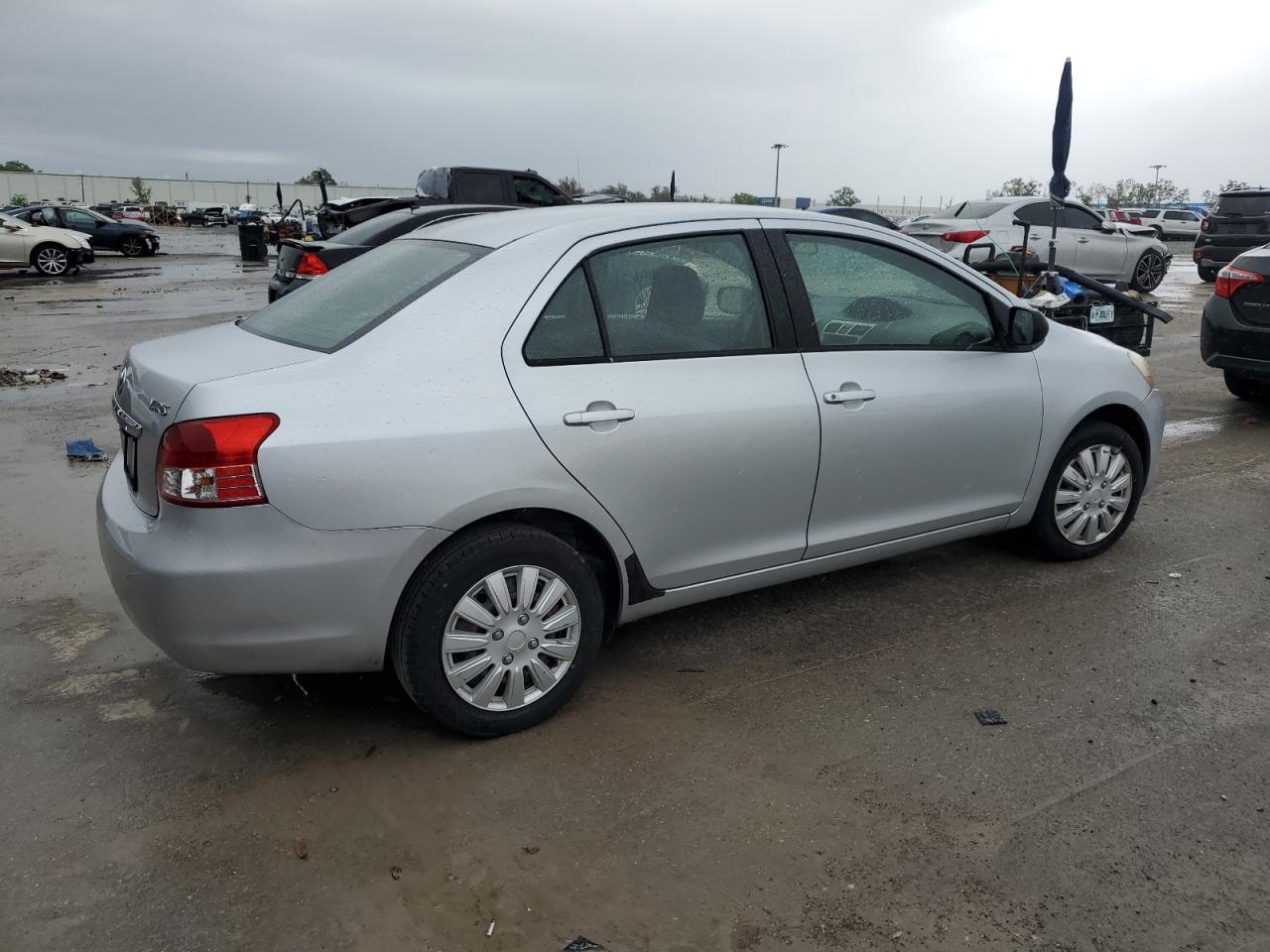 2007 Toyota Yaris - Image 3