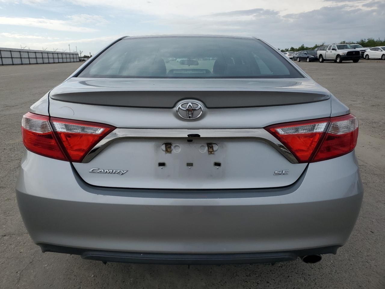 2015 Toyota Camry - Image 6