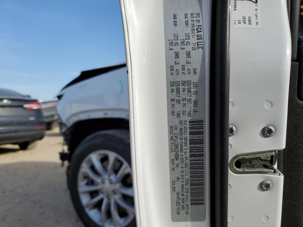 2019 Jeep Grand Cherokee - Image 14