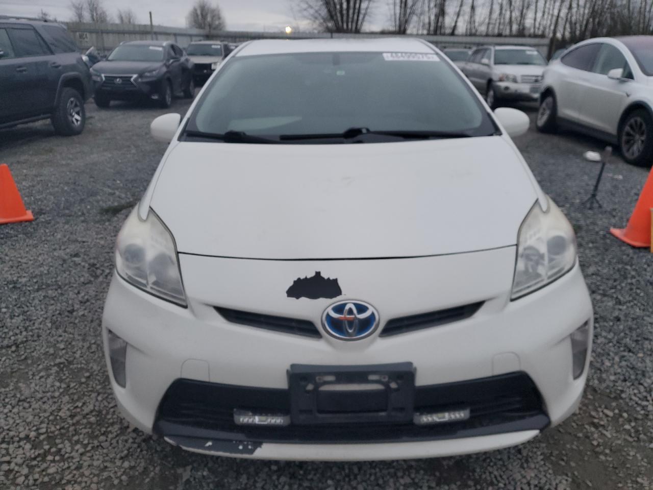 2013 Toyota Prius - Image 5