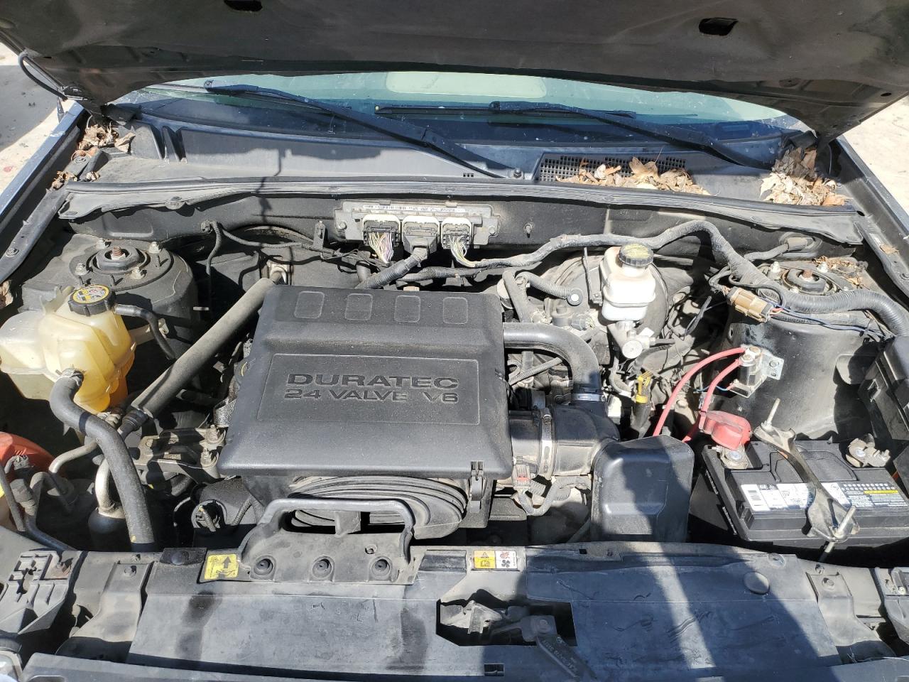2009 Ford Escape - Image 14
