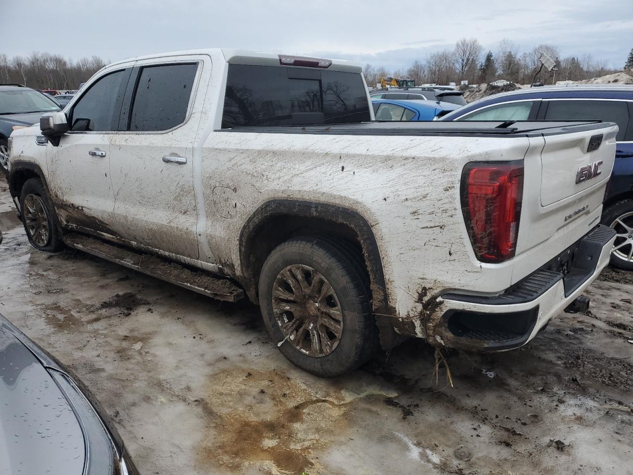 2019 GMC Sierra - Image 2
