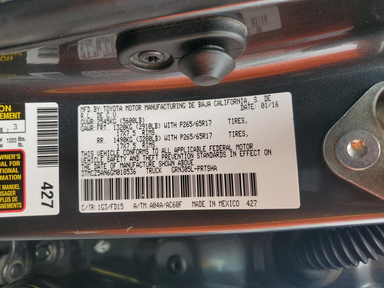 2016 Toyota Tacoma - Image 12