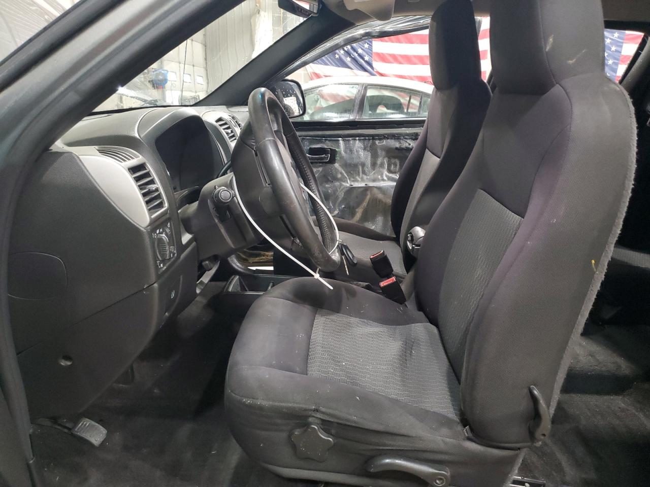 2011 Chevrolet Colorado - Image 7