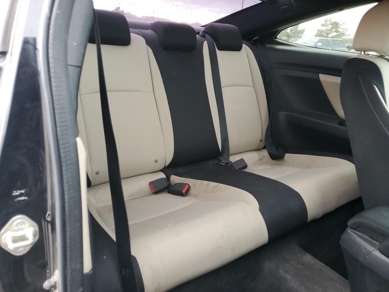 2016 Honda Civic - Image 10