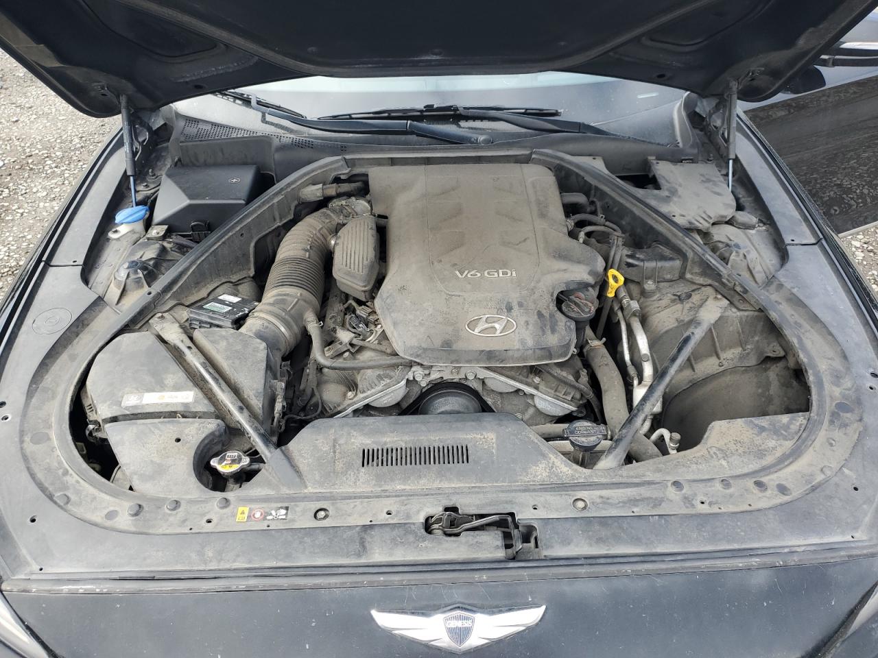 2016 Hyundai Genesis - Image 11
