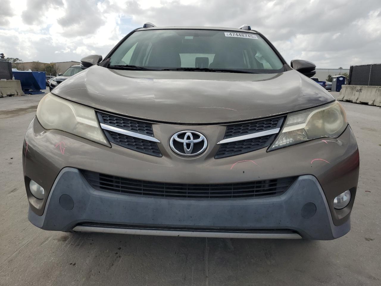2015 Toyota RAV 4 - Image 5