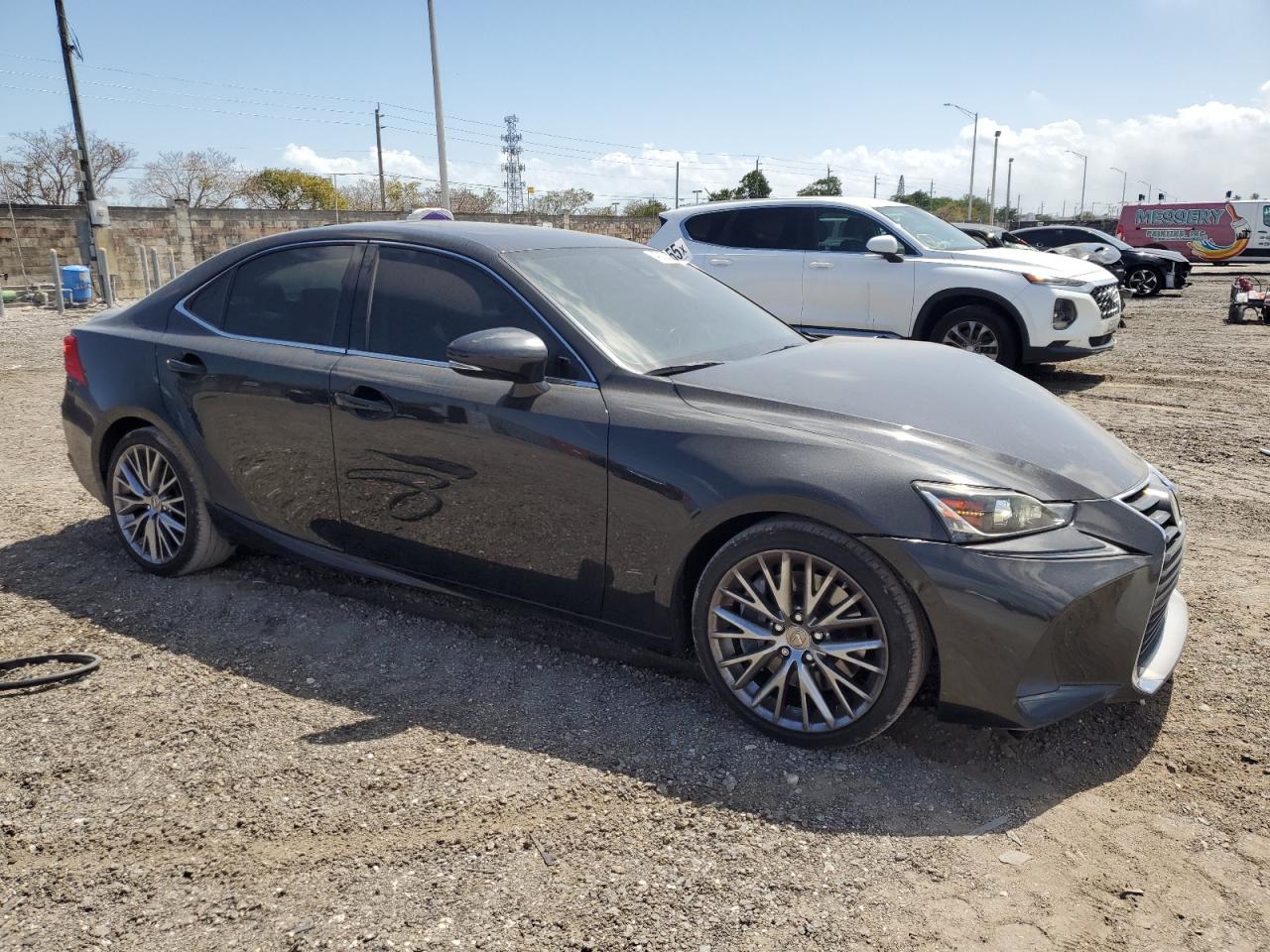 2017 Lexus IS - Image 4