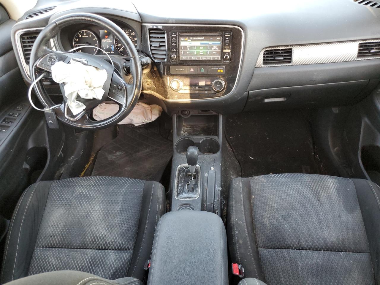 2016 Mitsubishi Outlander - Image 8