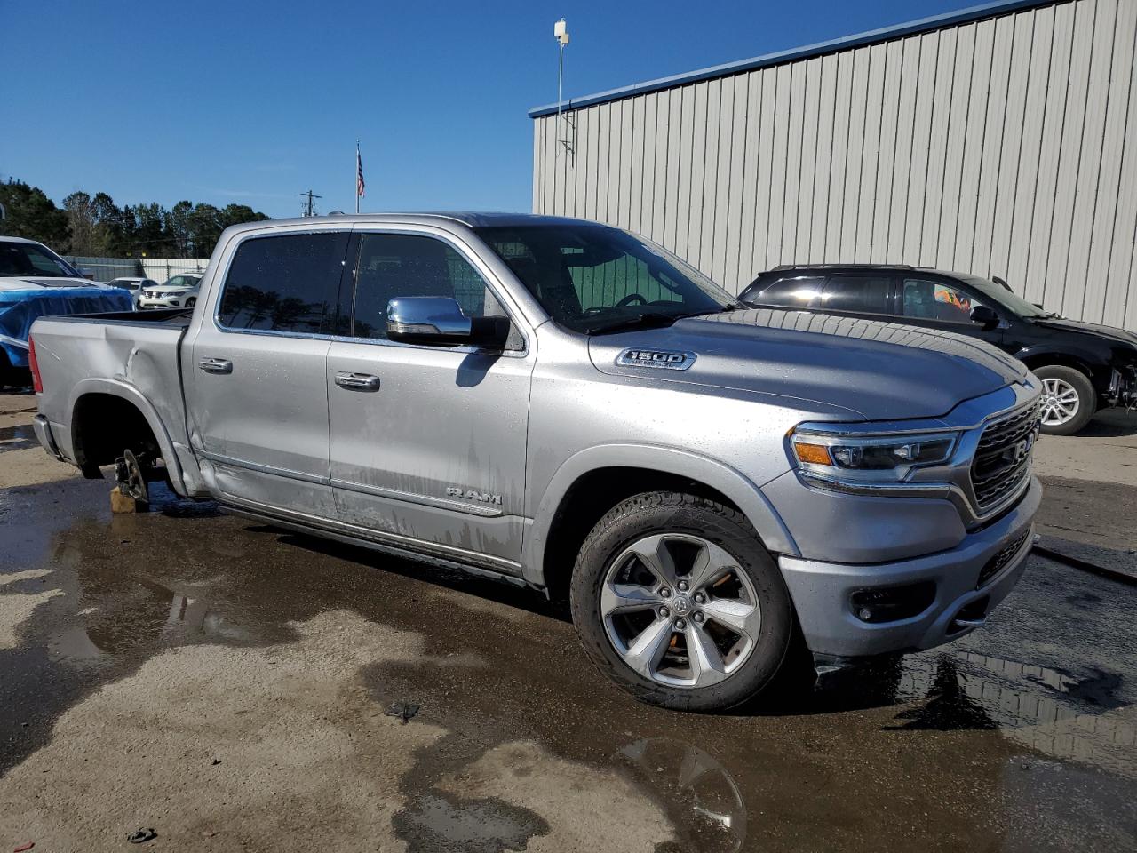 2020 RAM 1500 - Image 4