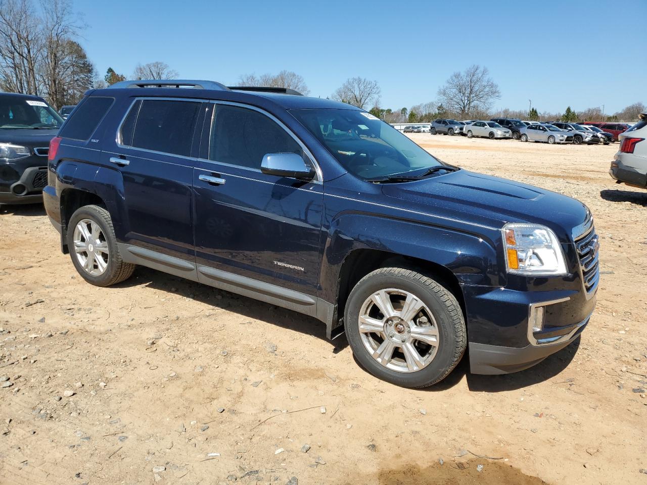 2016 GMC Terrain - Image 4