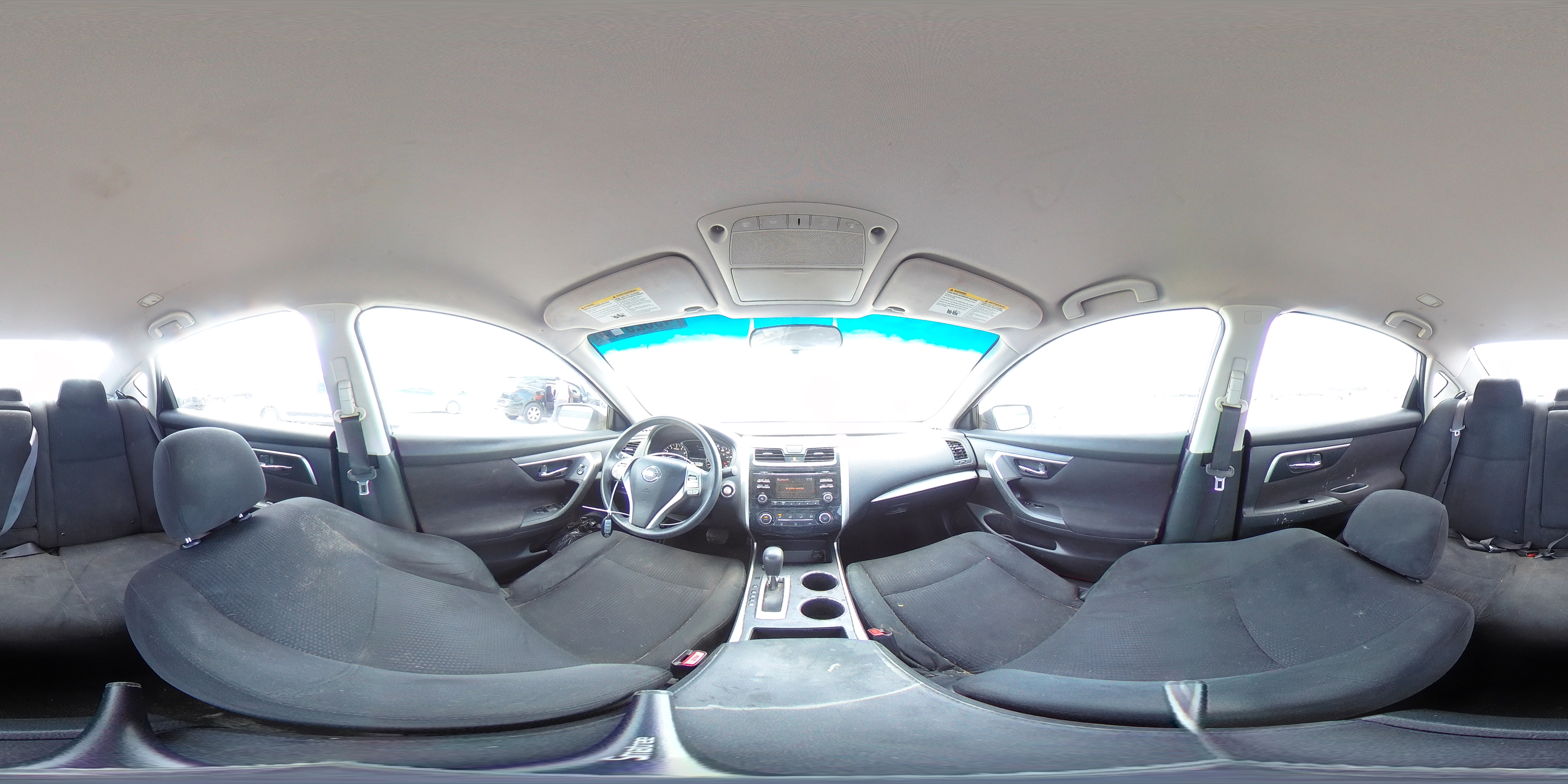 2015 Nissan Altima - Image 15