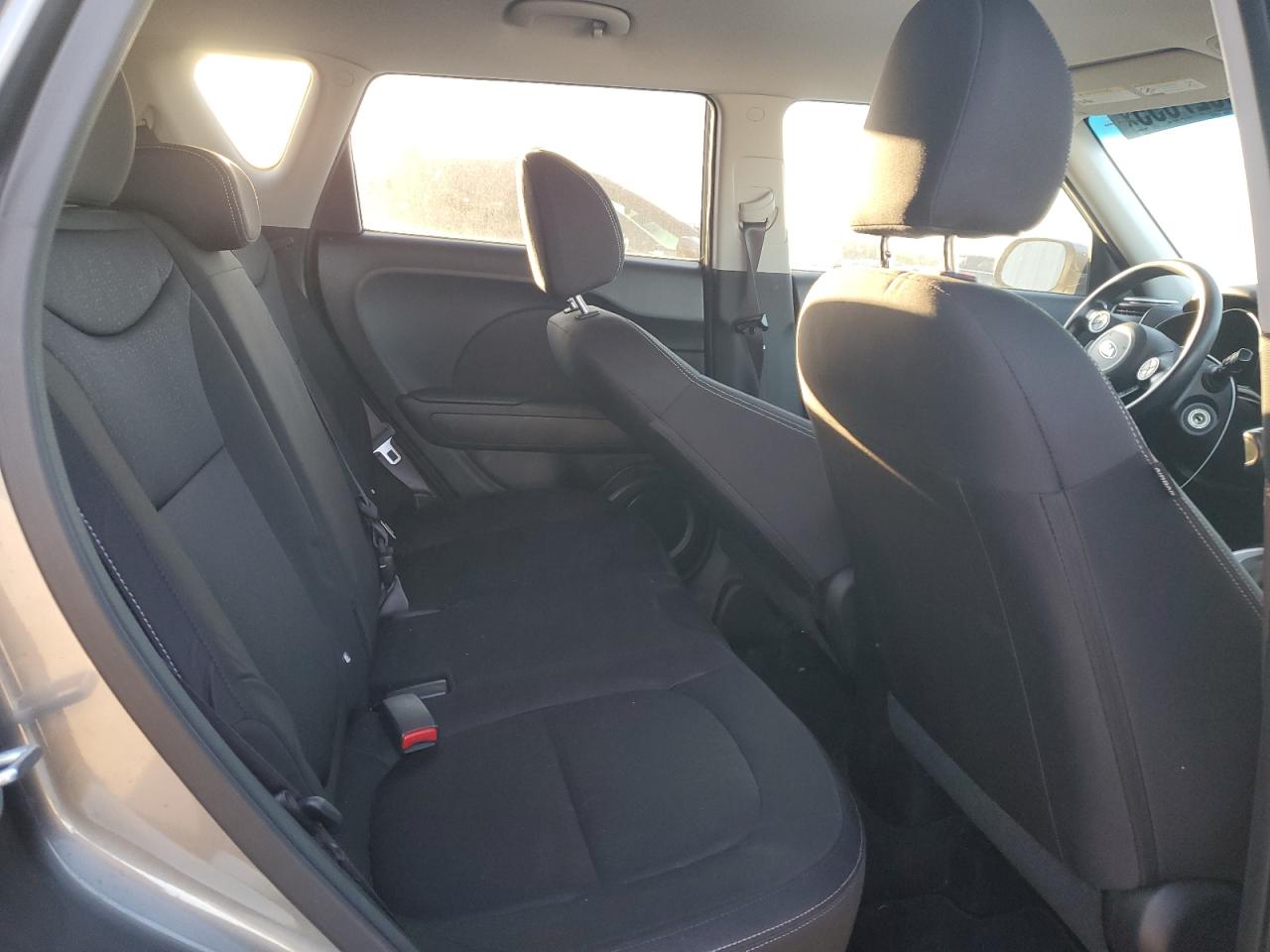 2016 Kia Soul - Image 10