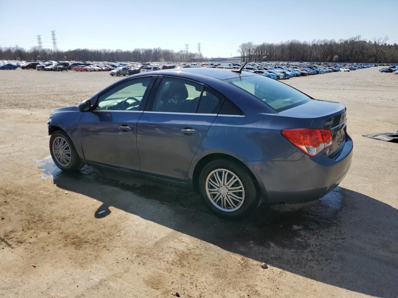 2014 Chevrolet Cruze - Image 2