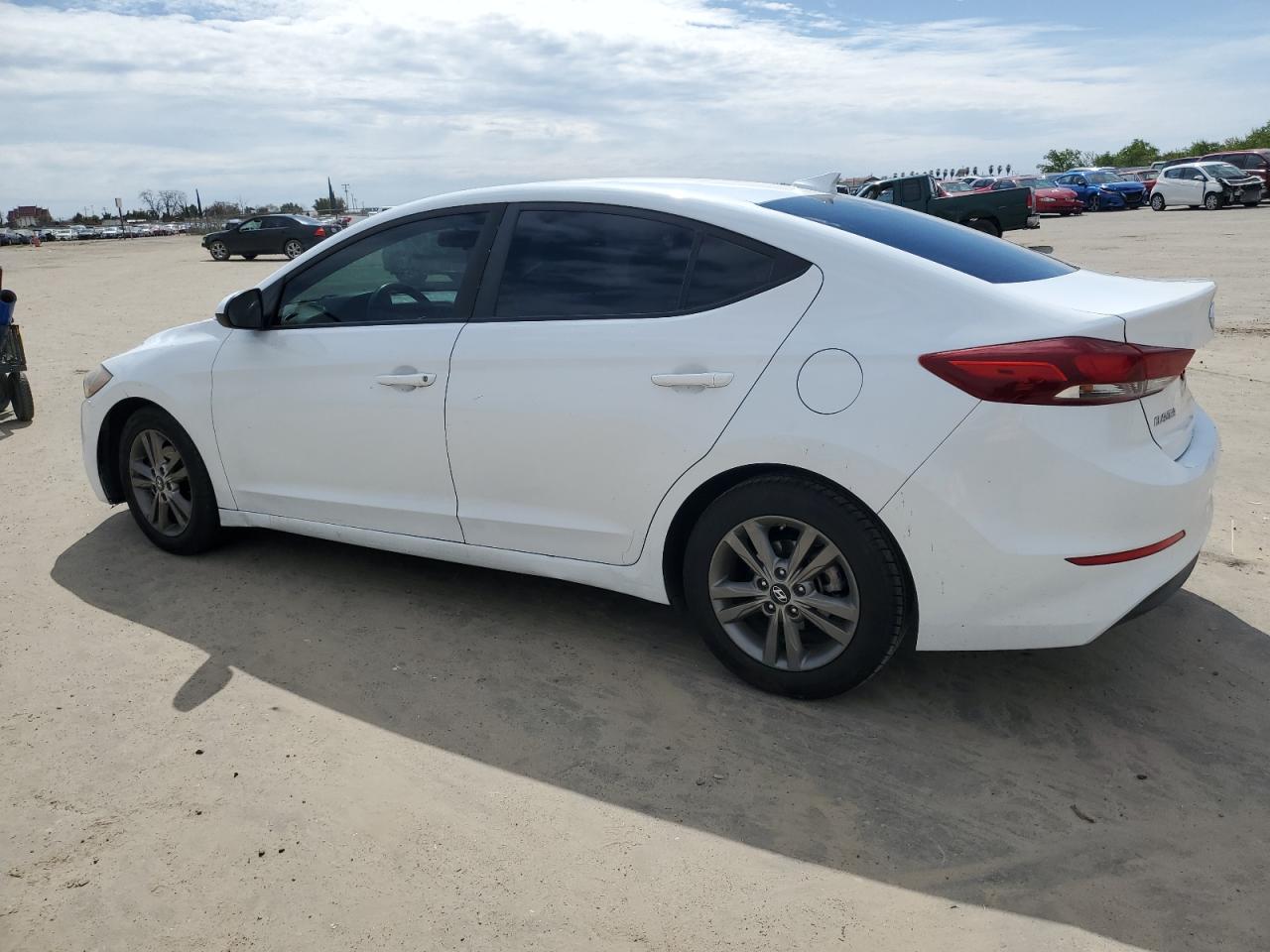 2018 Hyundai Elantra - Image 2