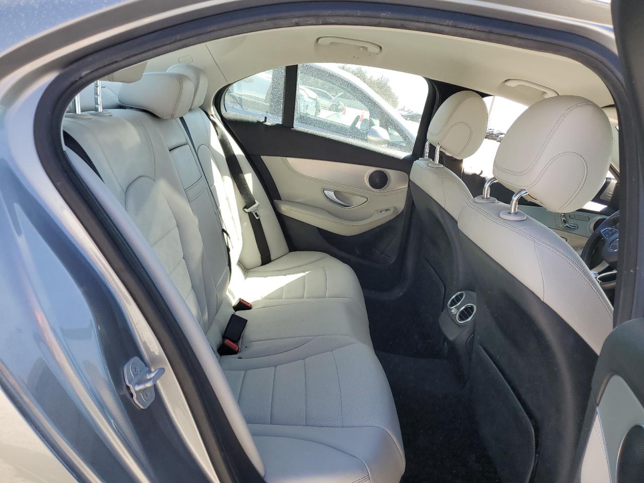 2015 Mercedes-Benz C-klasse - Image 10