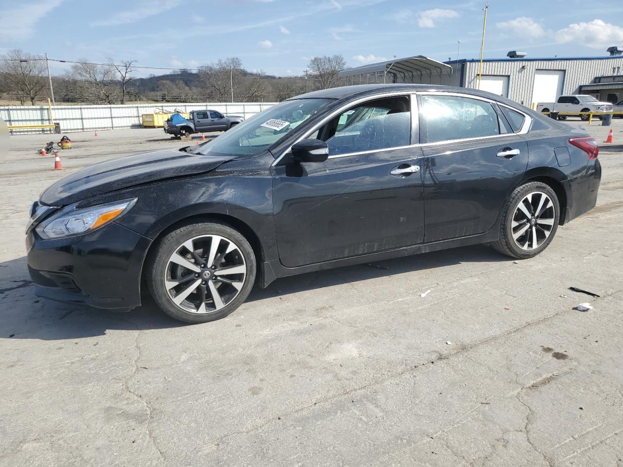 2018 Nissan Altima 2.5 იყიდება Lebanon-ში, TN - Front End