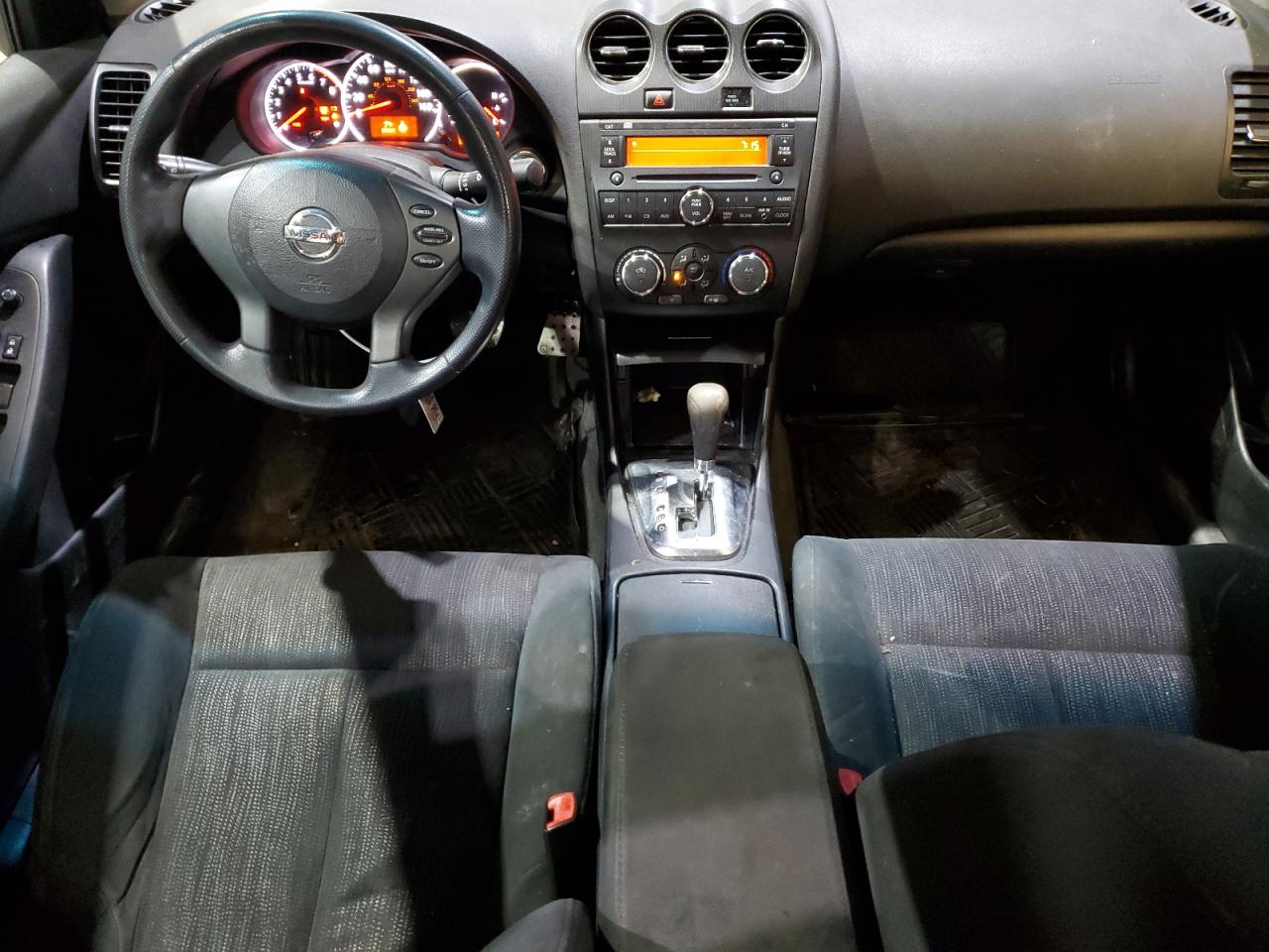 2012 Nissan Altima - Image 8