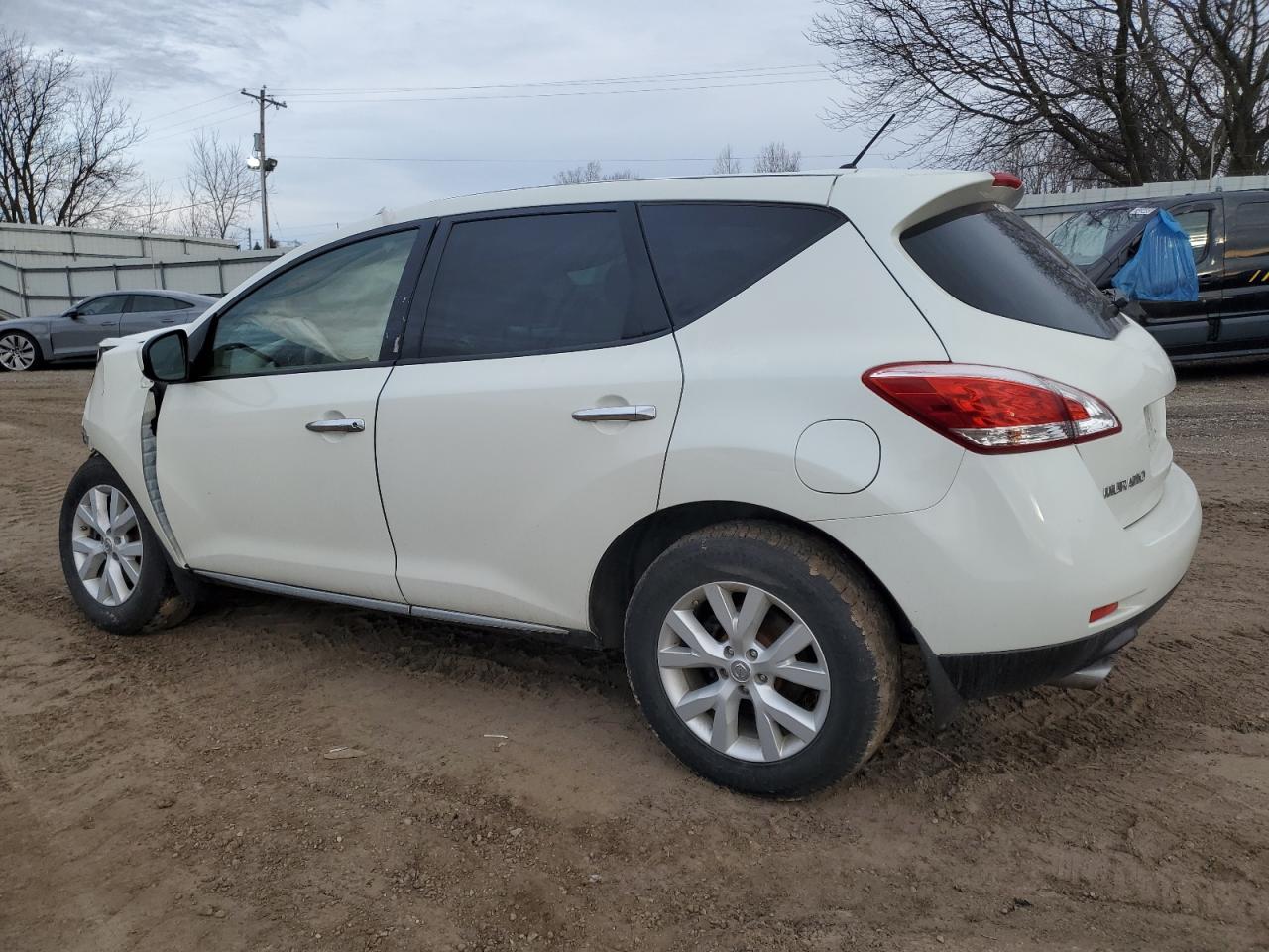 2011 Nissan Murano - Image 2