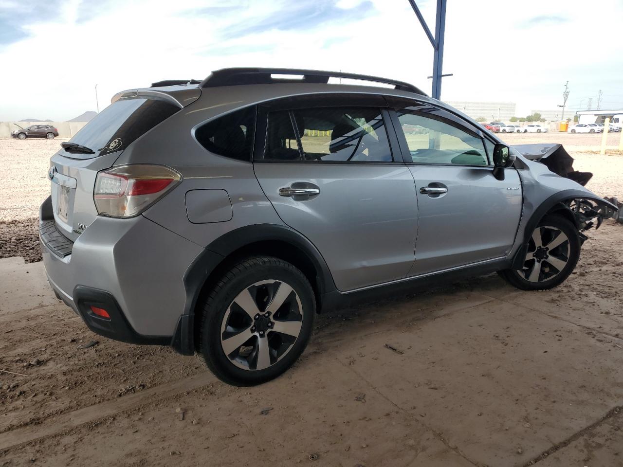 2014 Subaru XV - Image 3