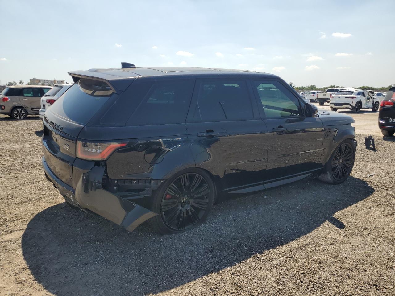 2021 Land Rover Range Rover - Image 3