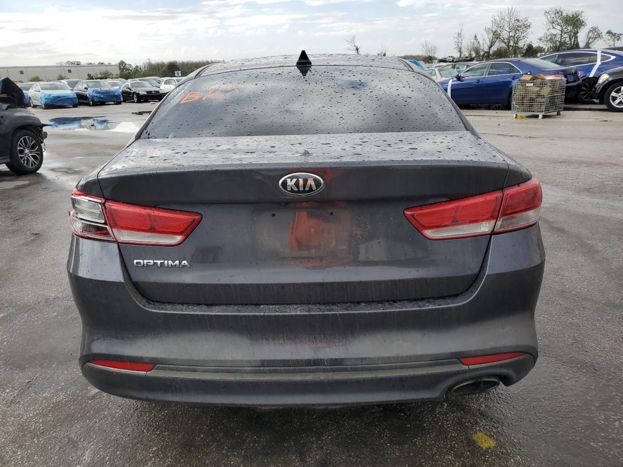 2017 Kia Optima - Image 6