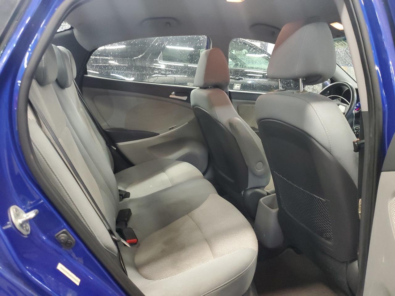 2013 Hyundai Accent - Image 10