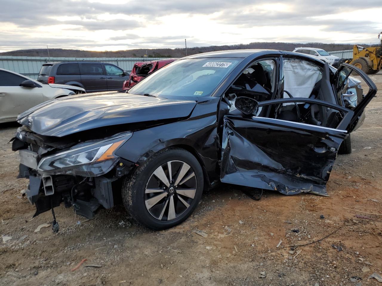 Chatham, VA에서 판매 중인 2021 Nissan Altima Sv - All Over