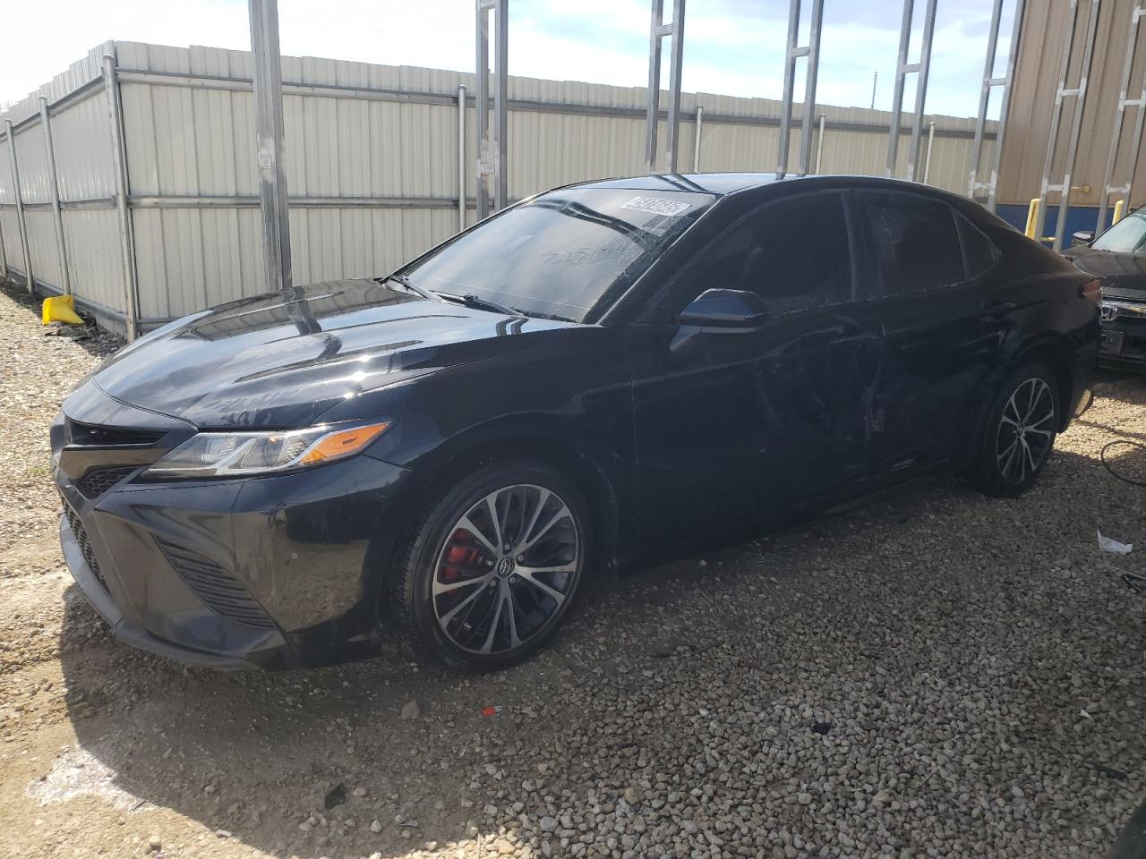 2019 Toyota Camry L for Sale in Kansas City, KS - Side