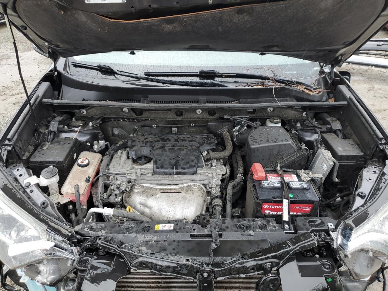 2018 Toyota RAV 4 - Image 12